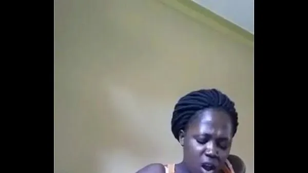 Bekijk Zambian girl masturbating till she squirts Power Tube