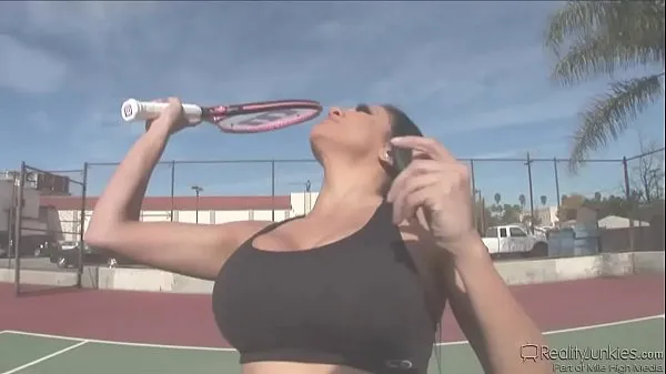 Nézze meg: Audrey Bittoni After Tennis Fuck Power Tube