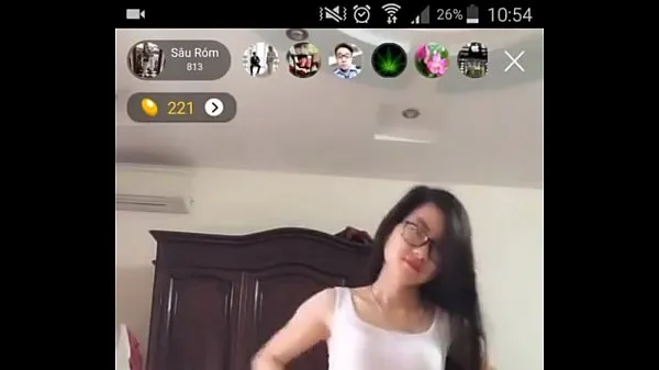 Xem After two minutes, I bent down again to show my breasts once on bigo live ống điện