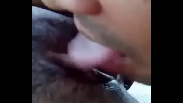 Bekijk Pussy licking Power Tube