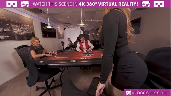观看VR Bangers Busty babe is fucking hard in this agent VR porn parody强大的管子