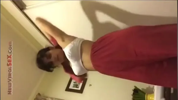 Παρακολουθήστε το Indian Muslim Girl Viral Sex Mms Video power Tube