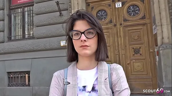 Nézze meg: GERMAN SCOUT - Teen Sara Talk to Deep Anal Casting Power Tube
