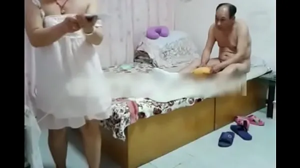 Nézze meg: Chinese woman and her guy at the hotel Power Tube