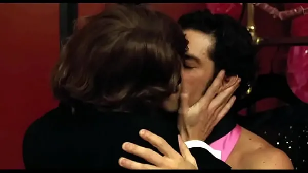 شاهد Gay Kiss from Mainstream Movies أنبوب الطاقة