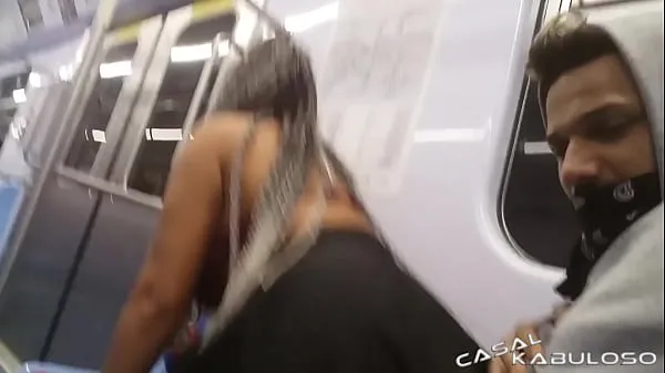 Assista Taking a quickie inside the subway - Caah Kabulosa - Vinny Kabuloso Power Tube