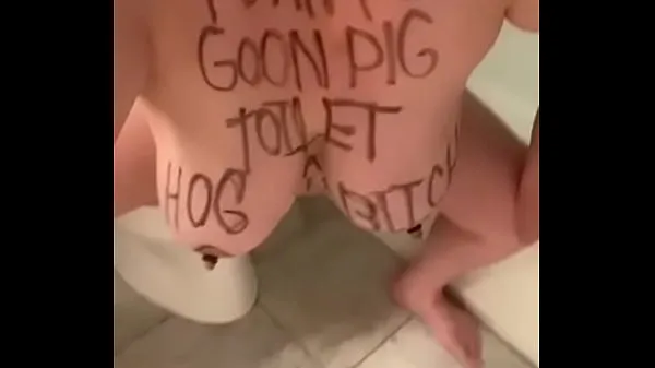 Oglejte si Fuckpig porn justafilthycunt humiliating degradation toilet licking humping oinking squealing Power Tube