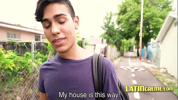 شاهد Latin Teen Goes Gay For Pay أنبوب الطاقة