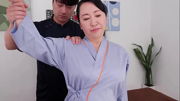 A Big Boobs Chiropractic Clinic That Makes Aunts Go Crazy With Her Exquisite Breast Massage Yuko Ashikawa 파워 튜브 시청