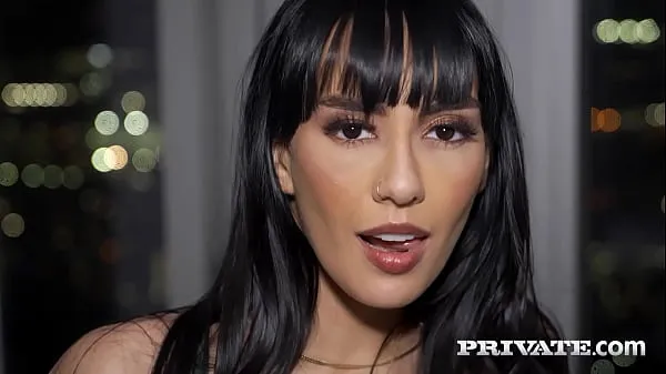 Titta på Janice Griffith Gets Wild With a Stud power Tube