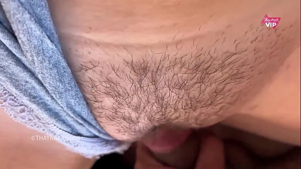Fucking hot with the hairy pussy until he cum inside Power Tube'u izleyin